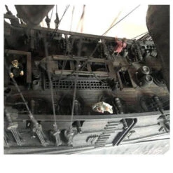 Bateau Pirate - Véritable Black Pearl -Refuge Du Pirate bateau black pearl pirates des caraibes pont