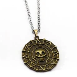 Collier Pirate Des Caraïbes 12 Collier Pirate Des Caraïbes -Refuge Du Pirate variant image1Collier des Pirates des cara bes 12 pi ces collier m daillon Jack Sparrow Aztec pendentif